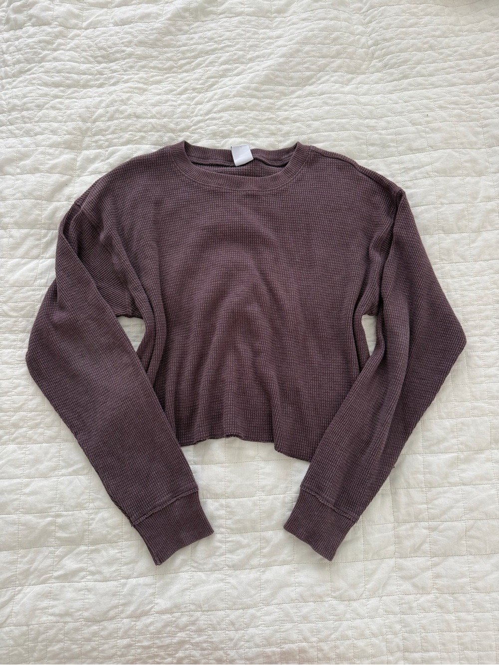 Aritzia Long Sleeve Cropped Waffle Knit Top - Plum